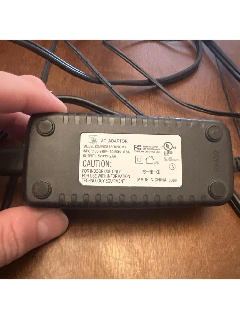 AC Adapter STD-1204 Power Supply Adapter/  12V‎ 4.2A with Power Cord